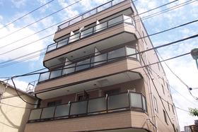 東京都目黒区中町２ 4階建 築32年8ヶ月