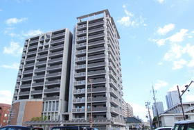 広島県広島市中区西白島町 15階建 築20年7ヶ月