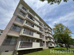 鶴山台２１号棟