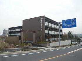 愛知県名古屋市緑区熊の前１ 3階建