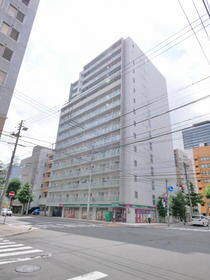 北海道札幌市中央区北一条東１ 15階建