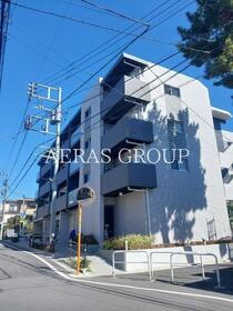 東京都板橋区東山町 築4年7ヶ月 4階建