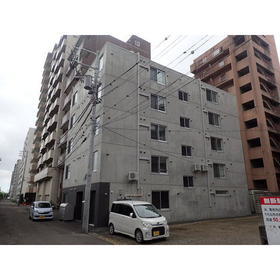 北海道札幌市中央区南十一条西１ 5階建 築7年4ヶ月