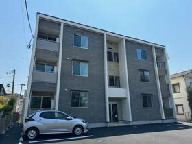 新潟県新潟市中央区高志１ 3階建 