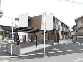 埼玉県本庄市東台２ 2階建 築8年11ヶ月