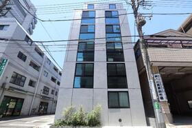 東京都足立区千住河原町 6階建