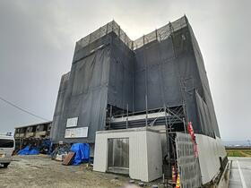 ビレッジ九大前 5階建
