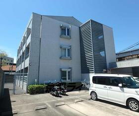 京都府京都市西京区山田中吉見町 築22年9ヶ月 3階建