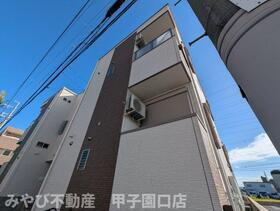 兵庫県尼崎市大島３ 3階建 築11年6ヶ月