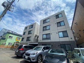 北海道札幌市北区北三十四条西８ 4階建 築2年5ヶ月
