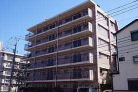 三田高島平第２コーポ 6階建