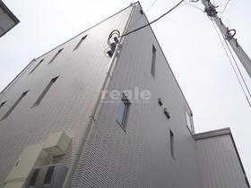 東京都三鷹市新川６ 3階建 築7年4ヶ月