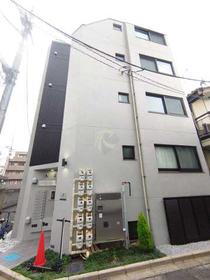 東京都新宿区中落合１ 地上4階地下1階建 築3年11ヶ月