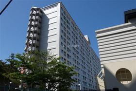 兵庫県神戸市兵庫区菊水町１０ 15階建 築50年2ヶ月