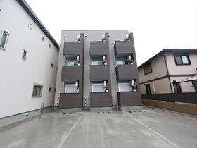 愛知県名古屋市中川区外新町１ 3階建 築6年4ヶ月