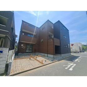 Ｔ．Ｔ．Ｒ新松戸 3階建