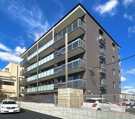 福岡県飯塚市堀池 5階建 