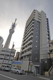 東京都墨田区押上１ 地上14階地下1階建