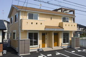 栃木県小山市駅南町２ テラスハウス