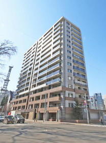 北海道札幌市中央区北一条西１３ 15階建 築4年5ヶ月