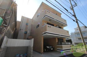 兵庫県神戸市兵庫区水木通８ 3階建 築6年6ヶ月