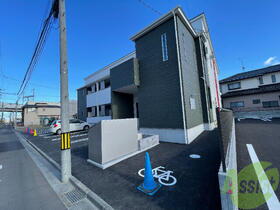 宮城県仙台市若林区南小泉字八軒小路 賃貸アパート