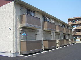 静岡県三島市徳倉４ 2階建 築15年3ヶ月