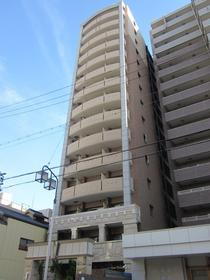 愛知県名古屋市東区泉１ 15階建 築15年7ヶ月