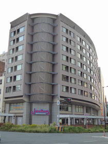 神奈川県横浜市鶴見区鶴見中央４ 10階建 築23年5ヶ月