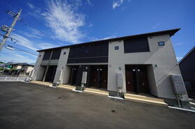 山口県下関市綾羅木新町１ 築2年7ヶ月 2階建