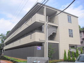 神奈川県横浜市港北区岸根町 3階建 築15年4ヶ月