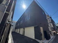 Le Ciel Garage House