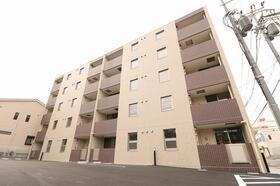 アクへドールカーサ 5階建