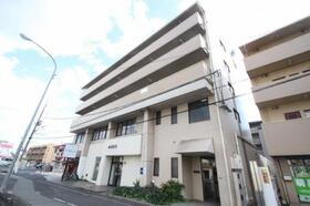 ラグゼ 5階建