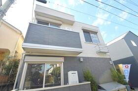 ＬＵＭＩＵＳ 2階建