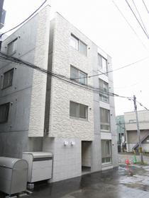 北海道札幌市中央区南七条西９ 5階建 築7年10ヶ月