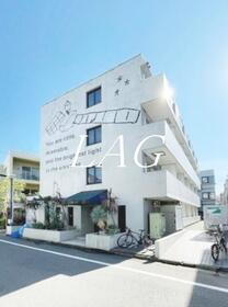 東京都世田谷区弦巻１ 4階建 築34年10ヶ月