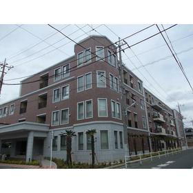 東京都葛飾区西亀有２ 4階建 築8年4ヶ月