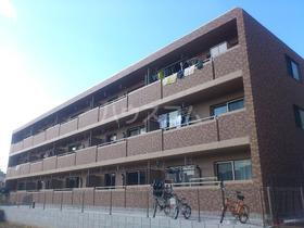 愛知県清須市西田中松本 3階建 築10年9ヶ月