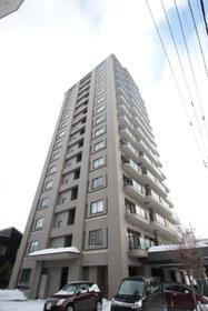 北海道札幌市北区北十三条西２ 15階建 築27年7ヶ月