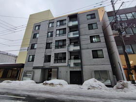 北海道札幌市中央区南三条西１２ 5階建 築2年4ヶ月