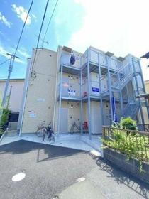 神奈川県横浜市金沢区寺前２ 2階建 築3年9ヶ月