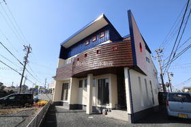 静岡県浜松市中央区蜆塚３ 2階建 築14年10ヶ月