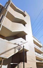 神奈川県川崎市麻生区片平１ 地上6階地下1階建 築28年3ヶ月