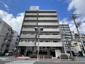 レークス新大阪ウエスト 7階建
