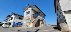 秋田県にかほ市平沢字立沢 2階建 築24年4ヶ月