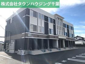 千葉県千葉市緑区古市場町 3階建