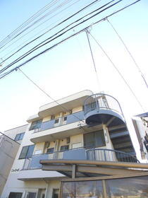 愛知県名古屋市熱田区四番２ 3階建 築40年
