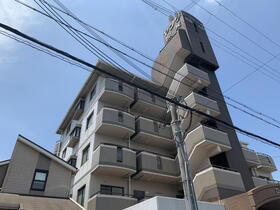 ロイヤルコーポ姫路北条 5階建