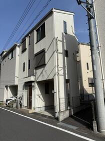 戸塚区上倉田町貸家